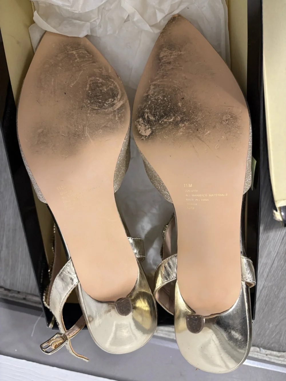 Glitter Pointed Slingback Heels in Gold